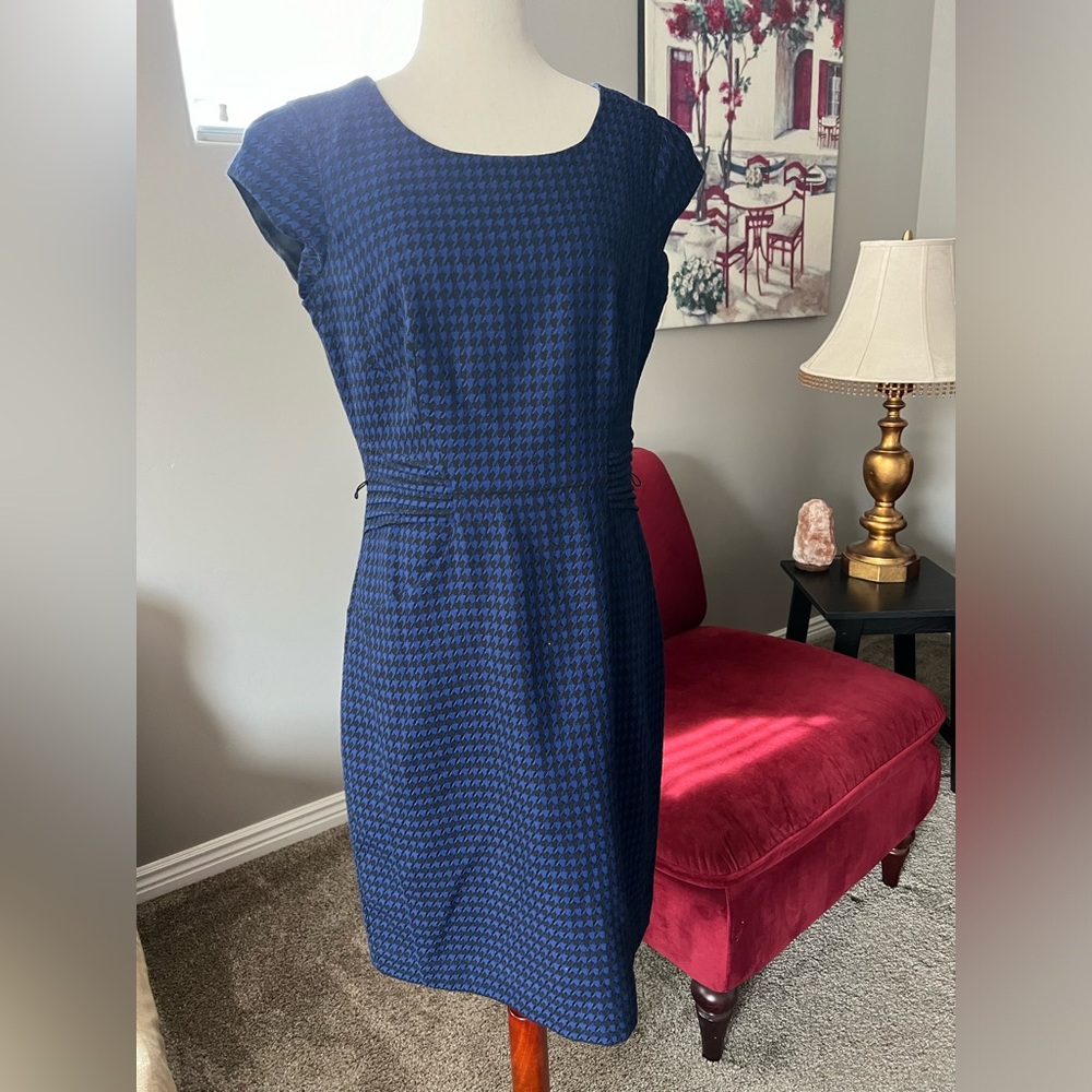 Worthington women's blue & black houndstooth dress size 10.